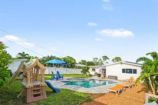 818 The Rialto, Venice, FL 34285 - Photo 4