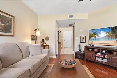 4807 Coachmans Drive #2403, Orlando, FL 32812 - Photo 4