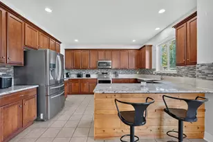 77 Rollins Ln, Palm Coast, FL 32164 - Photo 1