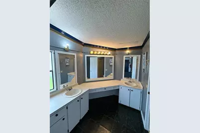 2353 W Coach N Four Drive, Leesburg, FL 34748 - Photo 14