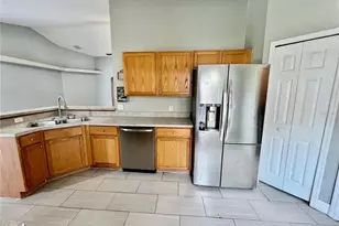218 Royal Ridge Dr, Davenport, FL 33837 - Photo 12
