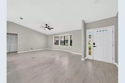 21506 Queen Anne Court, Leesburg, FL 34748 - Photo 4