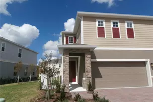 2665 Pleasant Cypress Cir, Kissimmee, FL 34741 - Photo 2