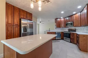 166 Alameda Dr, Kissimmee, FL 34743 - Photo 18