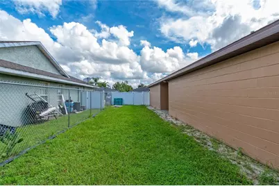 166 Alameda Drive, Kissimmee, FL 34743 - Photo 6