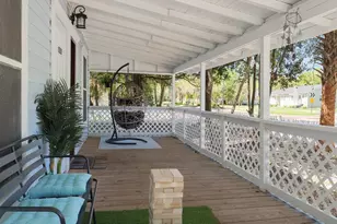 1005 NE 3rd Ave, Gainesville, FL 32601 - Photo 6