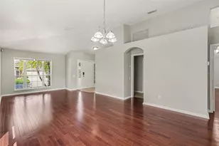 10317 Hunters Haven Blvd, Riverview, FL 33578 - Photo 4