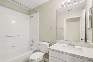 10317 Hunters Haven Blvd, Riverview, FL 33578 - Photo 16