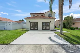 2330 Santa Lucia St, Kissimmee, FL 34743 - Photo 2