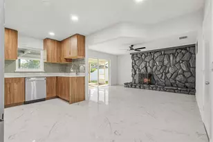 4405 Pinfish Ln, Palmetto, FL 34221 - Photo 10