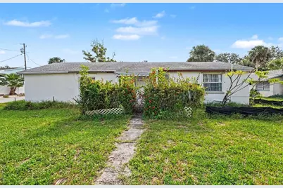 1811 2nd Street, Indian Rocks Beach, FL 33785 - Photo 32