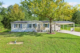 16180 NE 2nd Loop, Silver Springs, FL 34488 - Photo 2