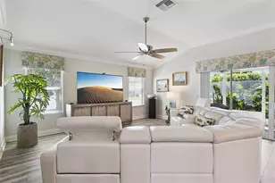 842 Lucky Ln, The Villages, FL 32162 - Photo 6