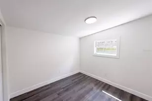 212 W Hiawatha St, Tampa, FL 33604 - Photo 10
