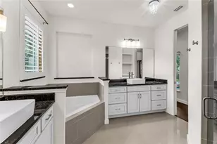 14 Hopkins Cir, Orlando, FL 32804 - Photo 22