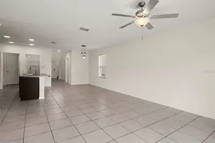 15470 Broad Brush Dr, Sun City Center, FL 33573 - Photo 8