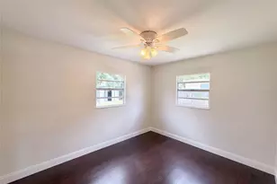 2406 E Curtis St, Tampa, FL 33610 - Photo 8