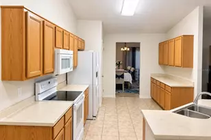 24107 Milford Dr, Eustis, FL 32736 - Photo 8