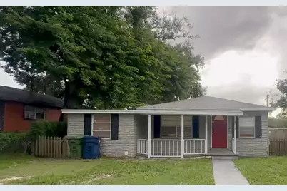 8718 N Mandarine Place, Tampa, FL 33617 - Photo 1