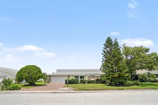 1513 New Bedford Dr, Sun City Center, FL 33573 - Photo 2