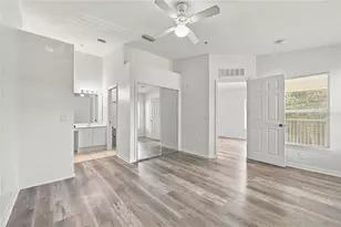 2718 Club Cortile Cir, Kissimmee, FL 34746 - Photo 18