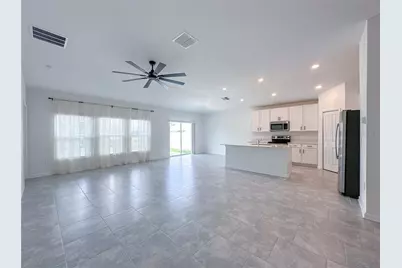 977 Waterfall Boulevard, Davenport, FL 33837 - Photo 2