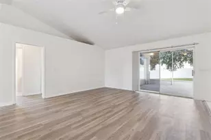 630 Park Valley Cir, Minneola, FL 34715 - Photo 10