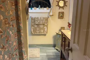 2727 NE 4th Pl, Cape Coral, FL 33909 - Photo 22