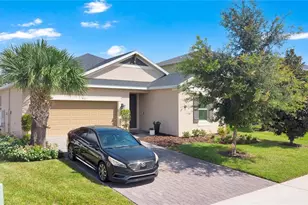 961 Lakeside Estates Dr, Apopka, FL 32703 - Photo 2
