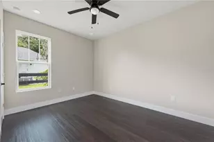 225 E Hyde Park Ave, Eustis, FL 32726 - Photo 24