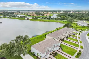 1256 Lago Vista Ct, Kissimmee, FL 34746 - Photo 6