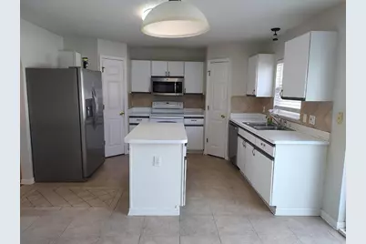 680 Basingstoke Court, Kissimmee, FL 34758 - Photo 4