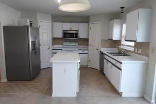 680 Basingstoke Ct, Kissimmee, FL 34758 - Photo 4