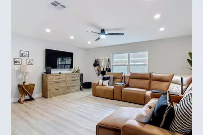 8676 Hillside Drive, Orlando, FL 32810 - Photo 10