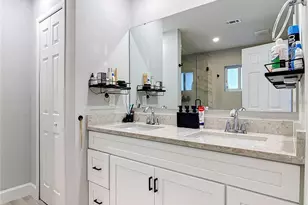 8676 Hillside Dr, Orlando, FL 32810 - Photo 40
