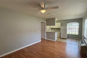 871 Orchid Dr, Davenport, FL 33897 - Photo 2
