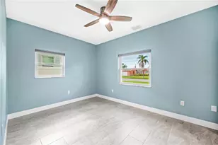 8704 Bay Crest Ln, Tampa, FL 33615 - Photo 30