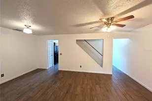 3441 Oak Trail Ct, Tampa, FL 33614 - Photo 6