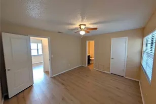 3441 Oak Trail Ct, Tampa, FL 33614 - Photo 12