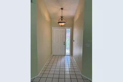 4750 Hamlets Grove Drive, Sarasota, FL 34235 - Photo 4