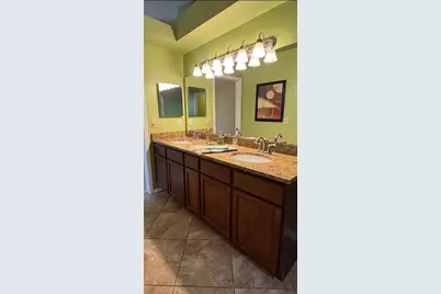 4750 Hamlets Grove Drive, Sarasota, FL 34235 - Photo 18
