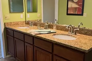 4750 Hamlets Grv Dr, Sarasota, FL 34235 - Photo 18