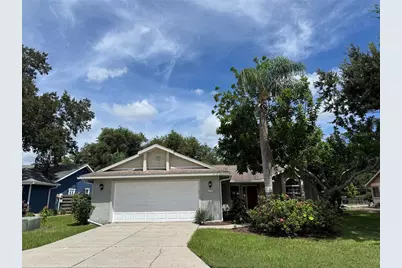 4750 Hamlets Grove Drive, Sarasota, FL 34235 - Photo 2