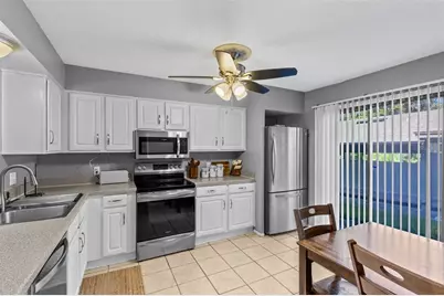 658 Lake Villas Drive, Altamonte Springs, FL 32701 - Photo 4