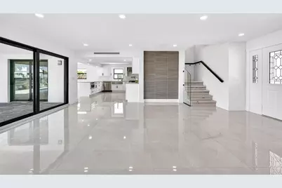 319 Midway Island, Clearwater, FL 33767 - Photo 4