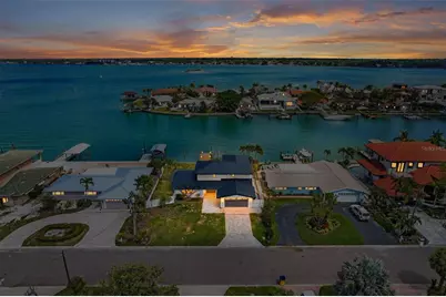319 Midway Island, Clearwater, FL 33767 - Photo 76