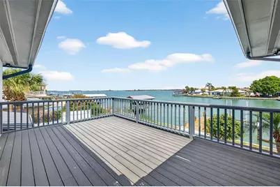 319 Midway Island, Clearwater, FL 33767 - Photo 34