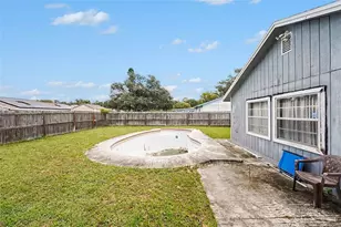 7991 Aberdeen Cir, Largo, FL 33773 - Photo 22