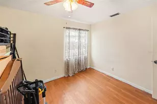 7991 Aberdeen Cir, Largo, FL 33773 - Photo 16