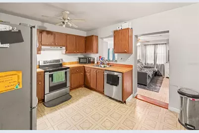 7991 Aberdeen Circle, Largo, FL 33773 - Photo 8